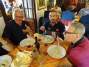 Nome del file=0143.jpg
Dimensione del file=150KiB
Dimensioni=933x700
Aggiunta il=30 Giu 2016 0143.jpg